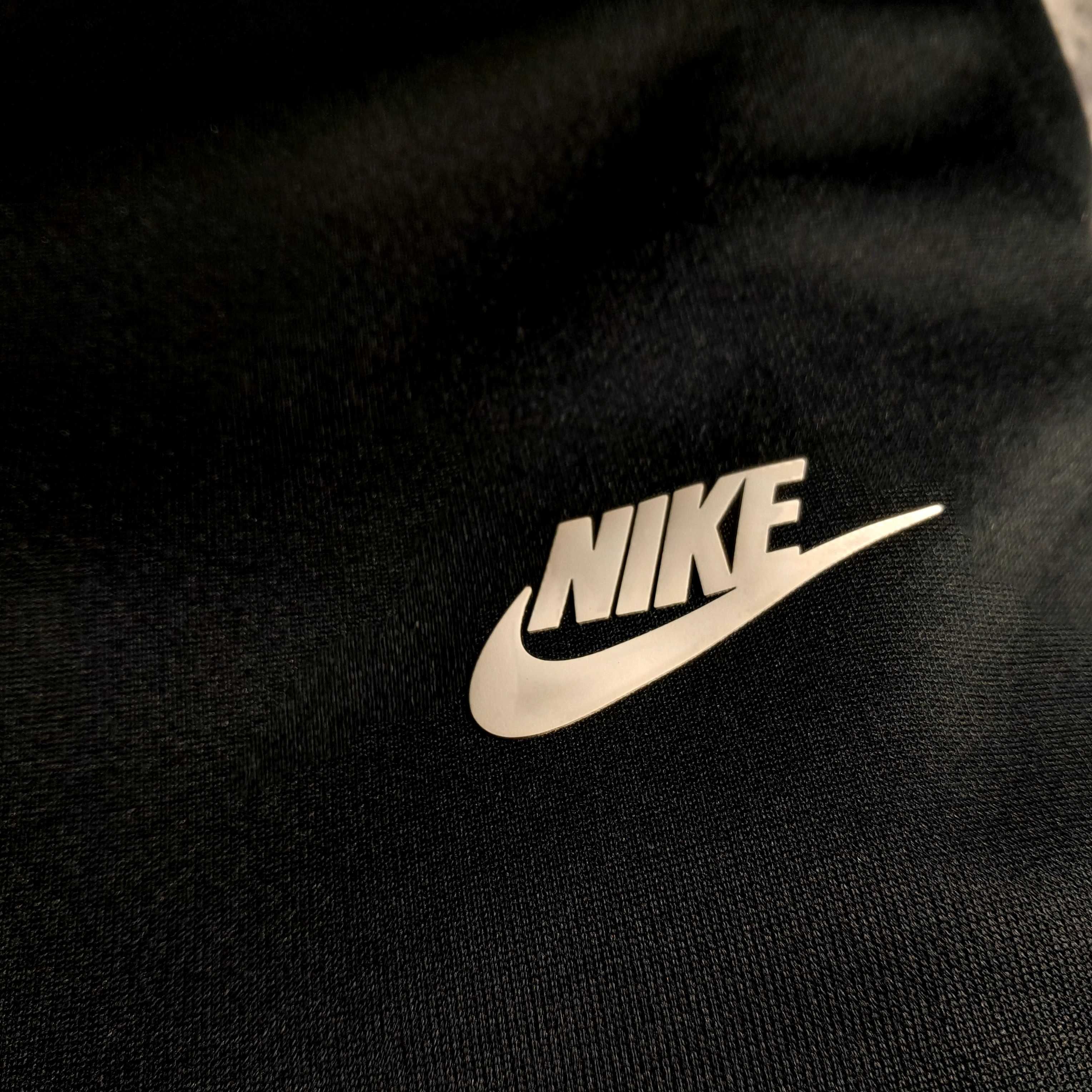 Штани спорівні Nike.