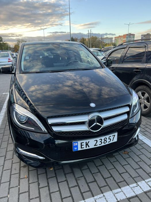 МерседесБенс В250 е