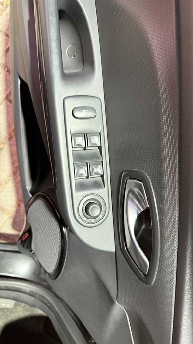 Renault clio 1.5 diesel dci  LIMITED