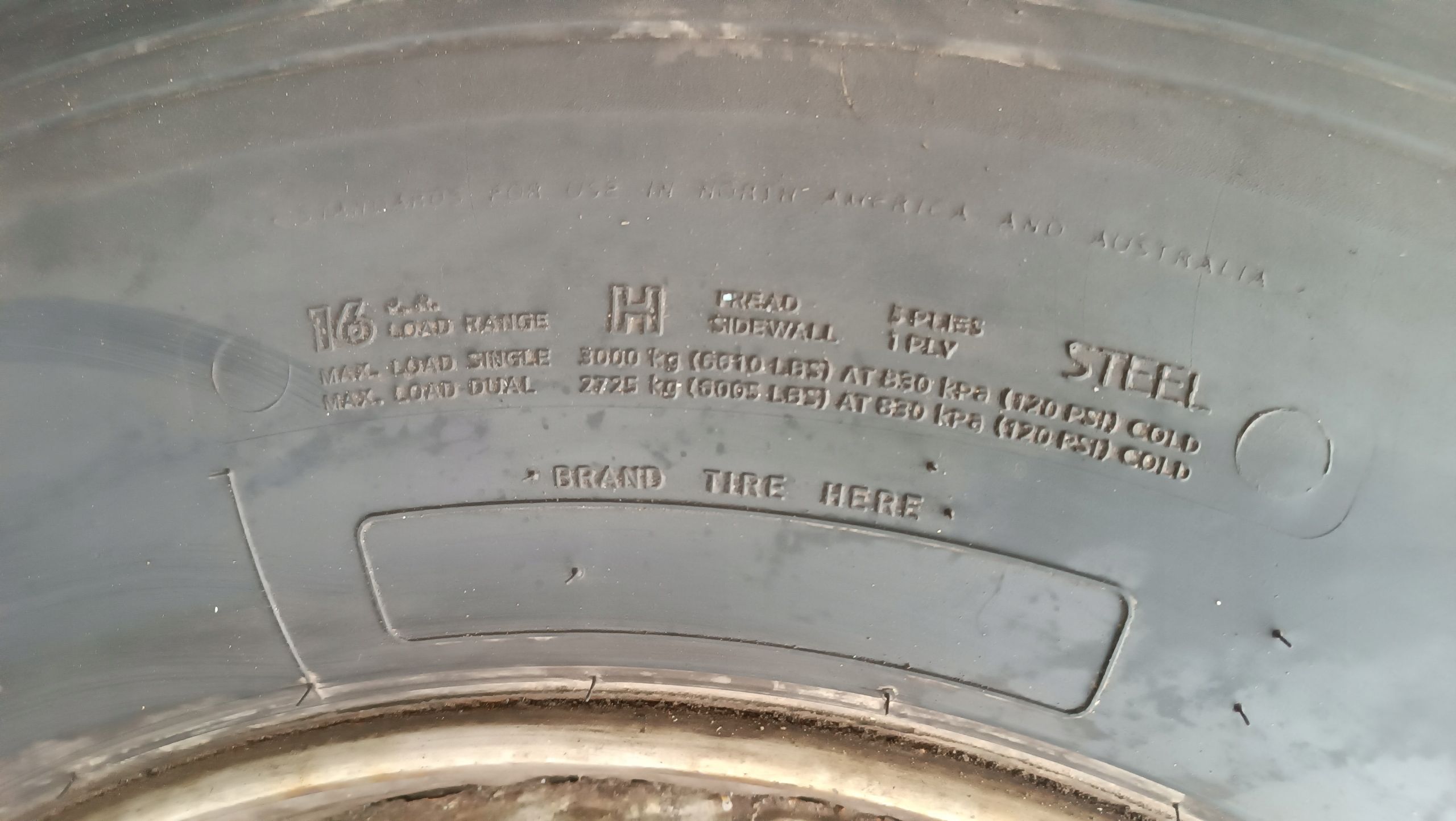 Koła Felgi 2x Opony Hankook ALO2 R22,5