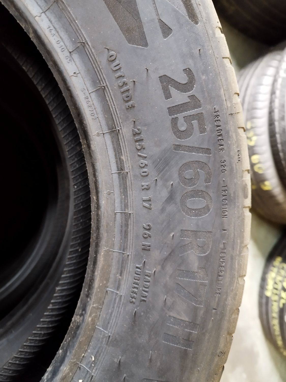 Kpl opon letnich Continental Ecocontact 6Q 215/60/R17,DOT23,7mm OKAZJA