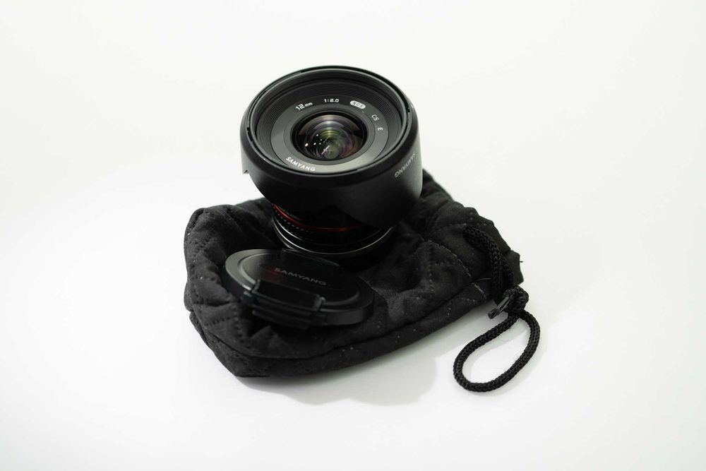 Lente Samyang 12mm f/2 NCS CS – Sony E-Mount – Excelente Estado