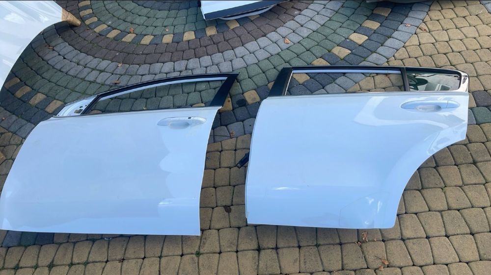 Kia Sportage 4 Двері (кіа спортейдж) 76003-F1000