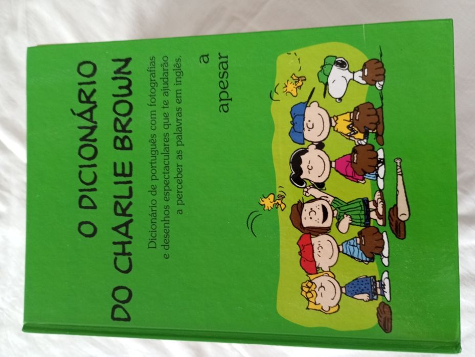 Dicionário Charlie Brown - português/inglês 16 vol.