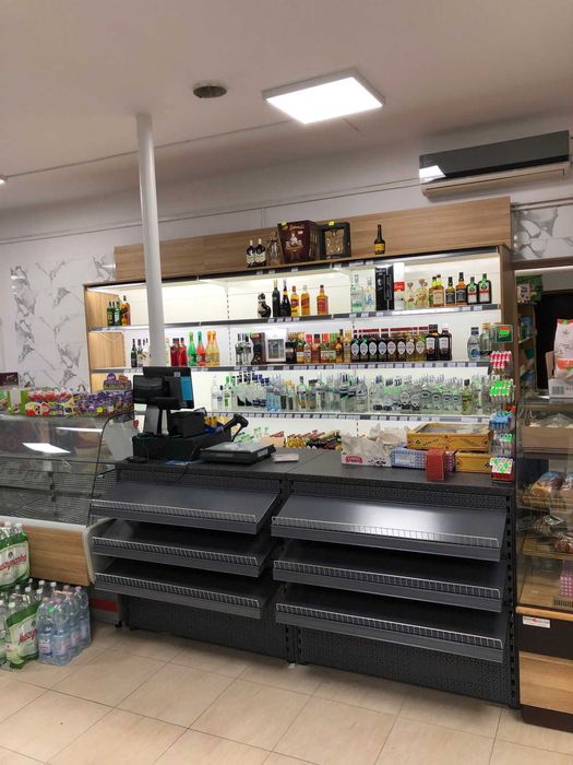 Lada sprzedażowa sklepowa impulsowa stoisko kasowe kasa biurko