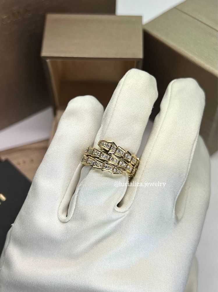 Золотое Кольцо в стиле BVLGARI Serpenti с бриллиантами 1.33ct