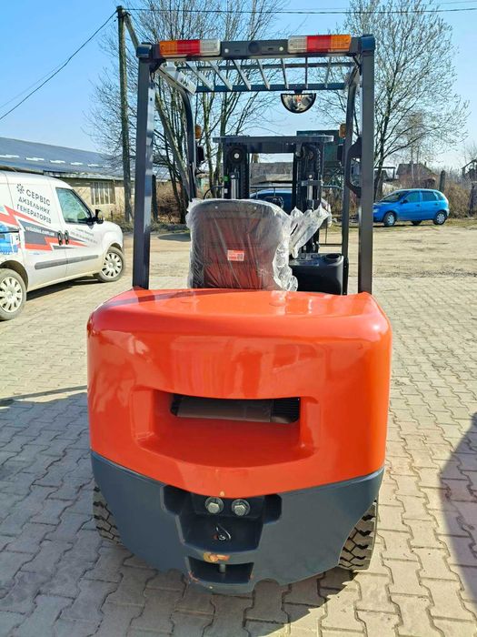 Фронтальний Навантажувач