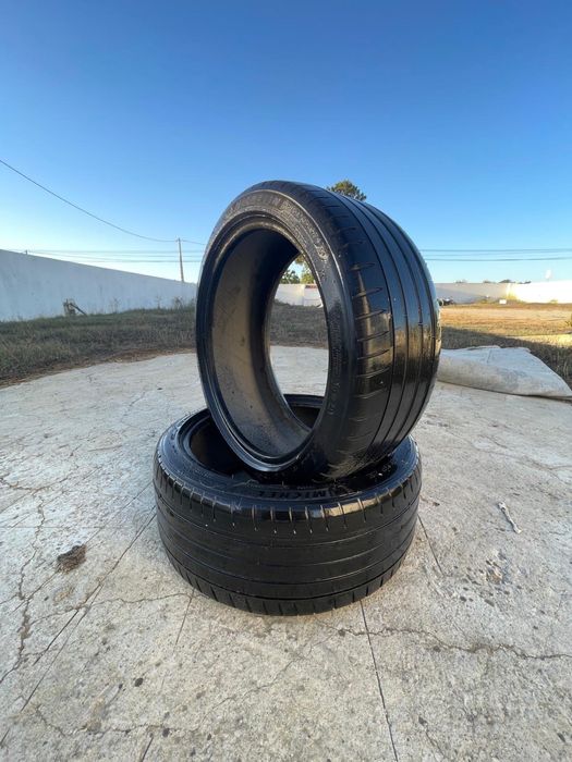 Michelin Pilot Sport 4 225/40 R18