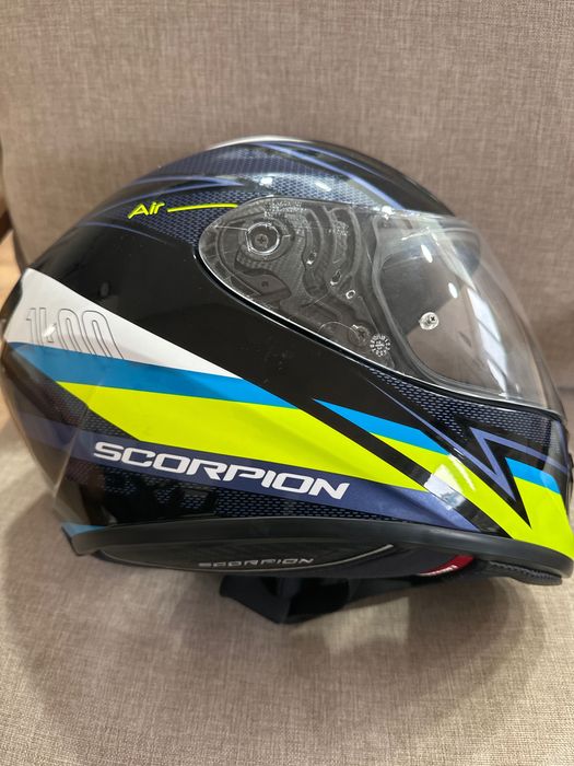 Vendo capacete scorpion exo air 1400 - M