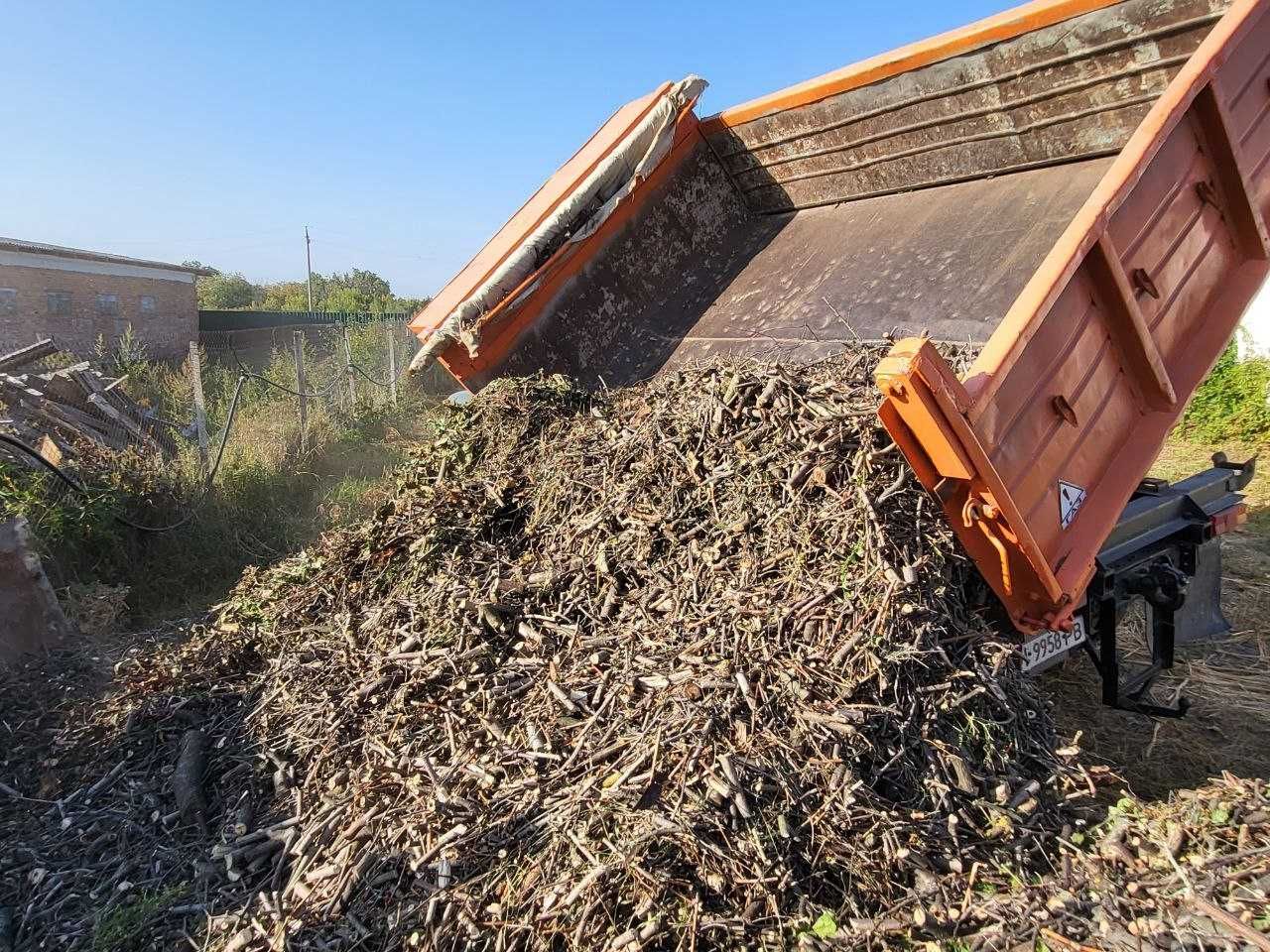 Послуги з дробіння гілок, обрізки чагарників, розчистки ділянок