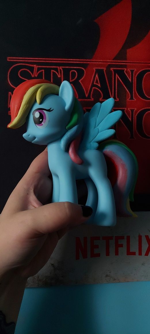 Rainbow Dash My Little Pony G4 custom design-a-pony figurka