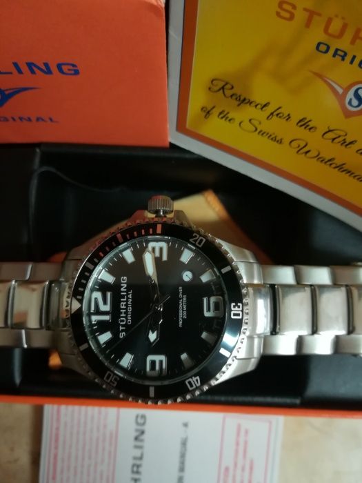Relógio Stührling original novo.