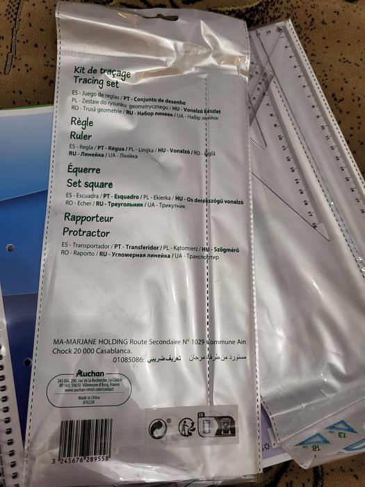 Зошити А4 100 аркушів та 80 аркушів клітинка і лінійка та лінійки набі