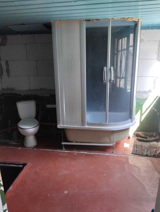 будинок у центрі с.Гніздичне Тернопільського району