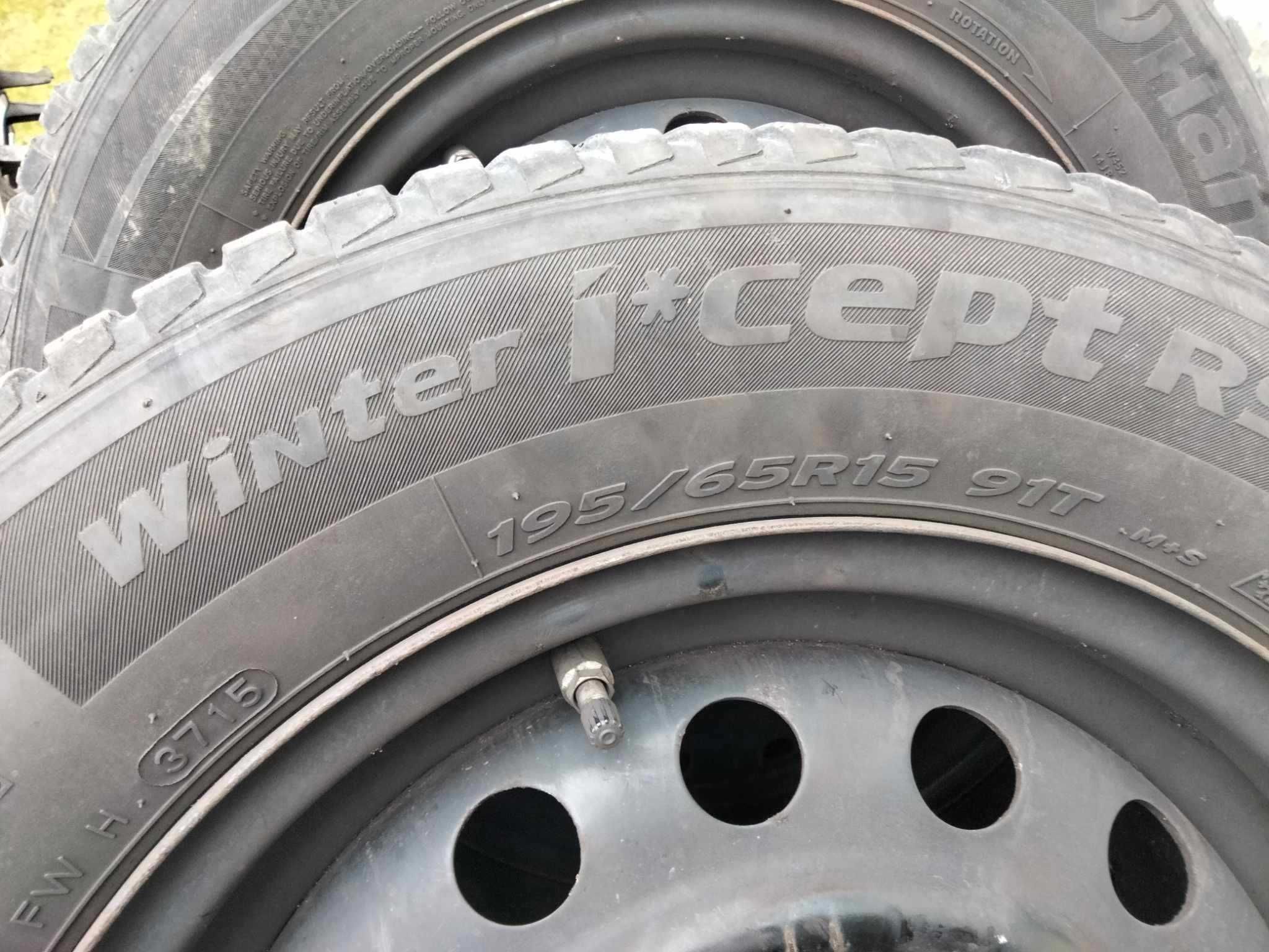 Opony zimowe z felgami 195/65 R15 - z KIA CEED