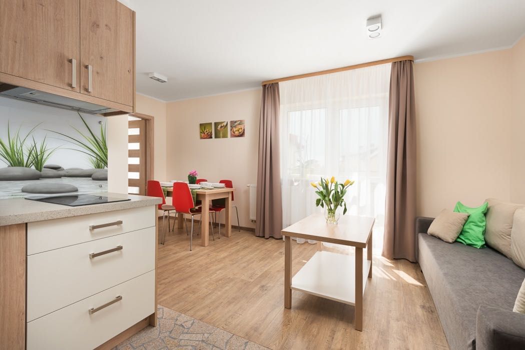 Karwia Duże Apartamenty dla rodzin z dziećmi - Kwatery Blisko Plaży
