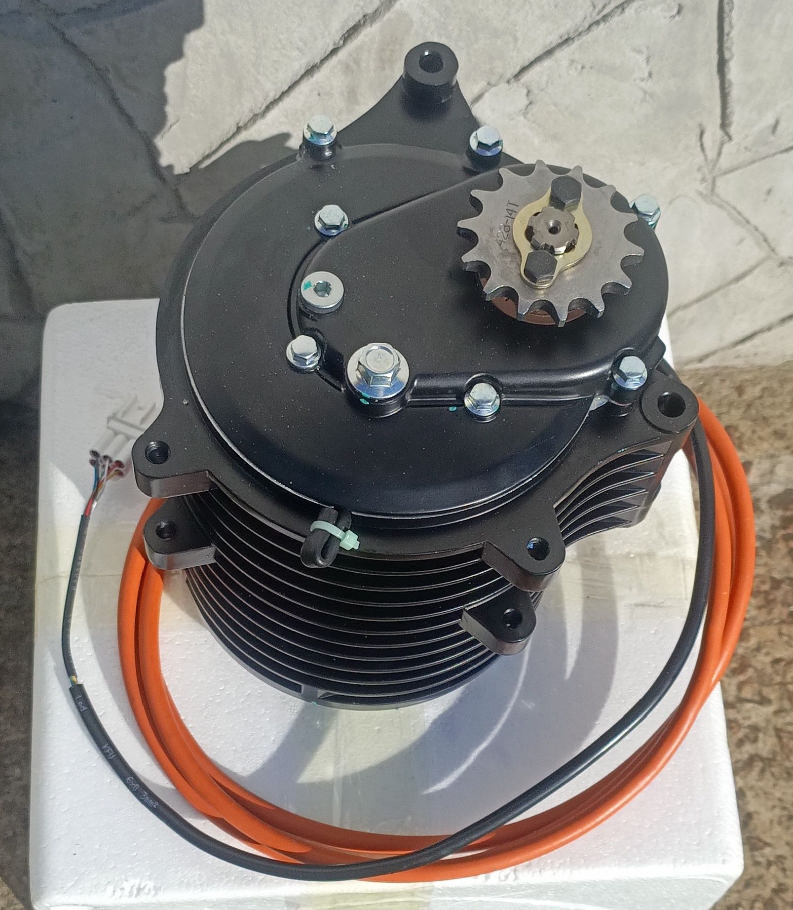 Контролер BLDC фардрайвер Fardriver 72340/84680 48v-72v-96V QS motor
