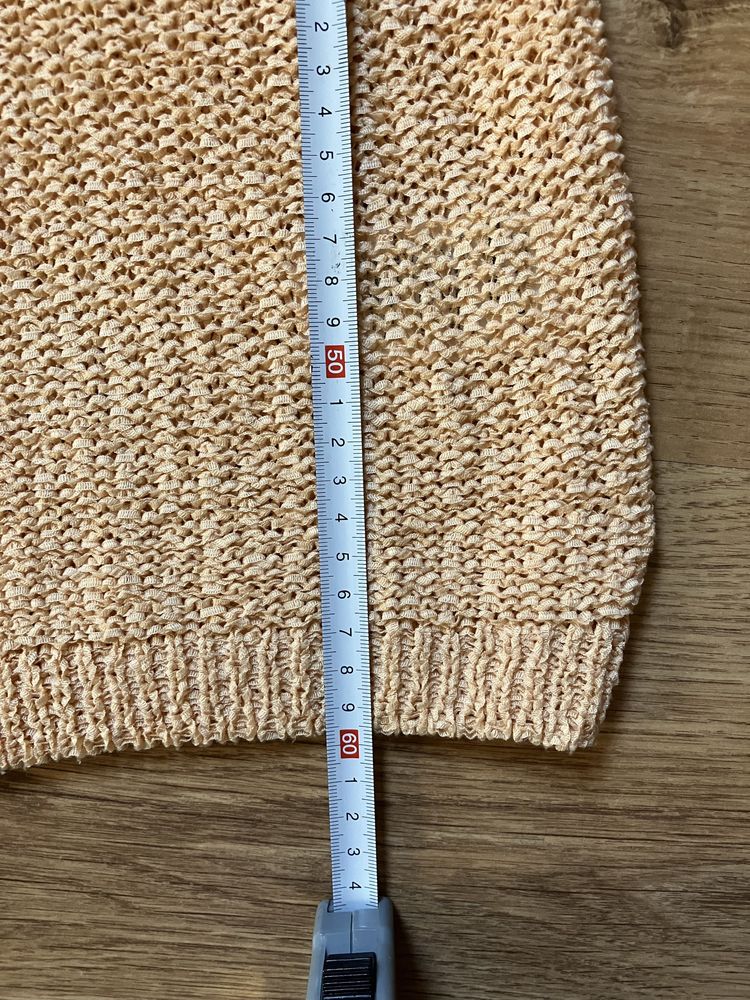 Pomaranczowy sweter 146