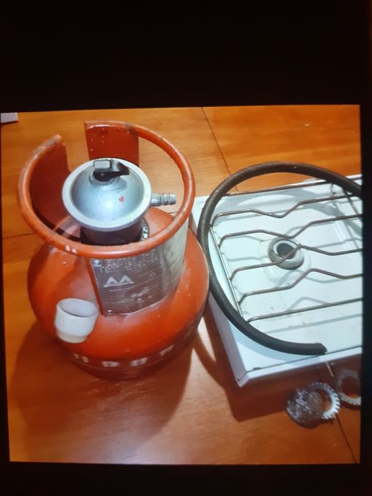 Плита газовая с балон газовый.Читаем.