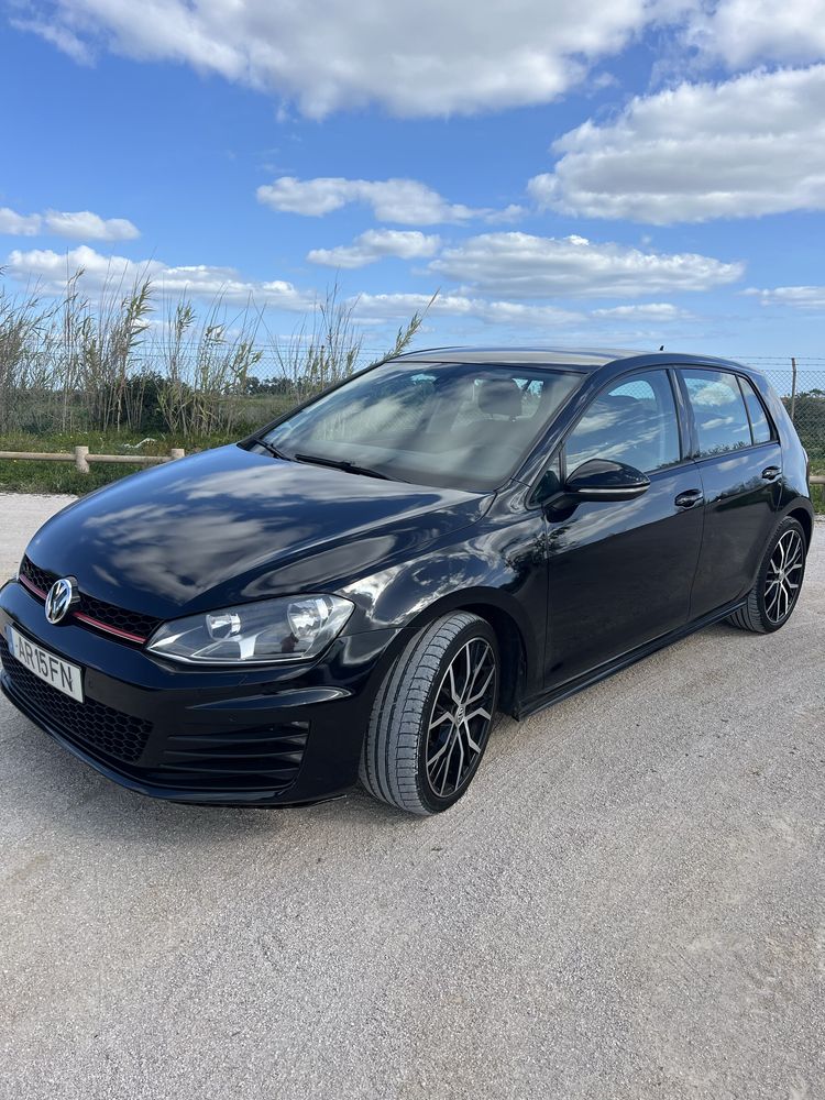 VOLKSWAGEN GOLF 7 1.6TDI 110CV "look r-line”