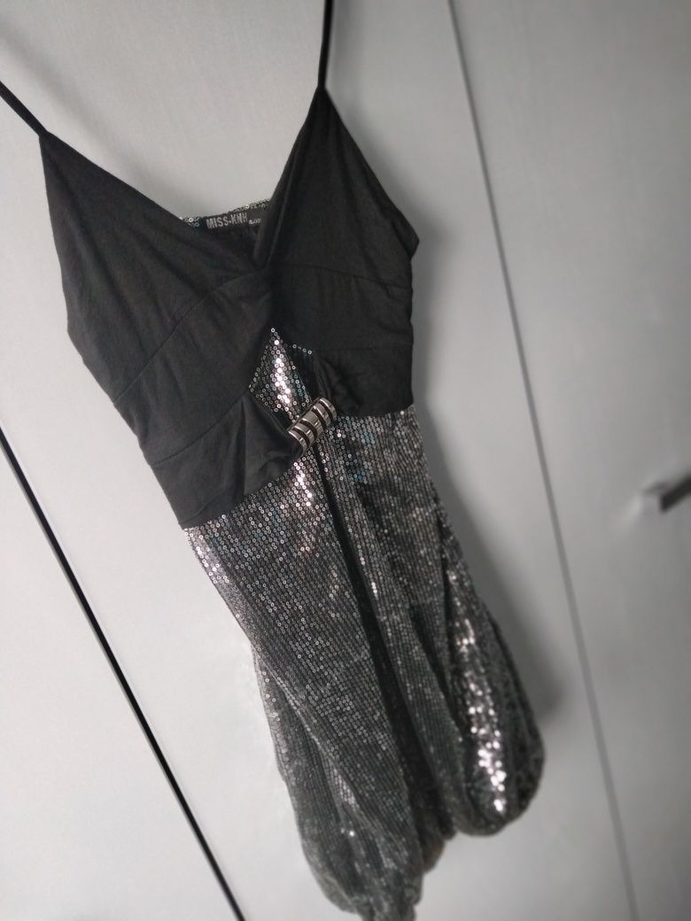 Sukienka cekinowa czarno srebrna xl