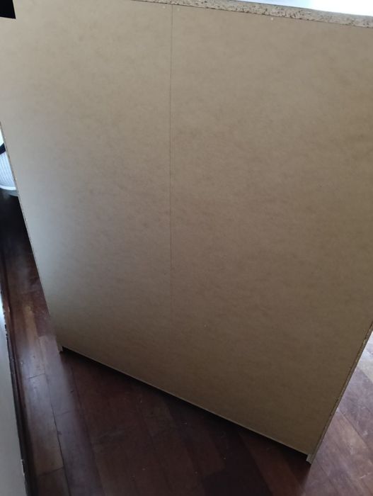 Cómoda c/ 4 gavetas MALM