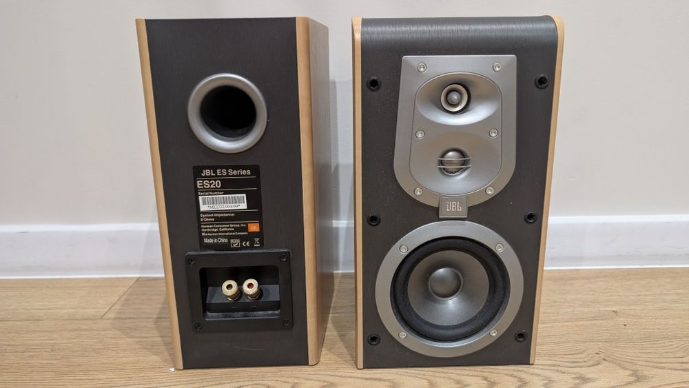 JBL ES20        .