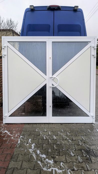 KR HAUS drzwi 233x217 233x309 zewnętrzne ALU ciepłe używane POZNAŃ