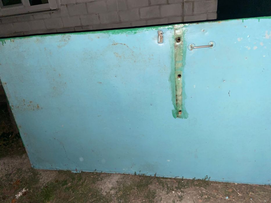 Металеві двері розмір 2 м*90 см