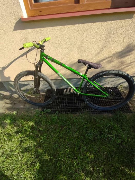 Rower Radio Asura dirt