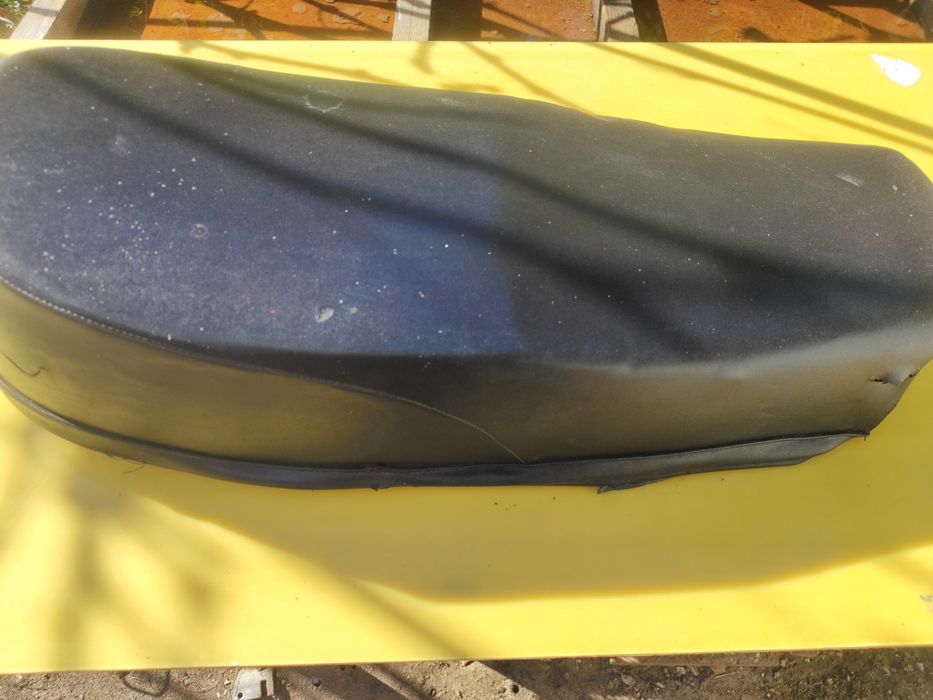 Продам сидіння до CZ