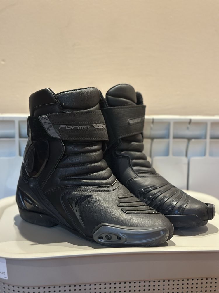 Zestaw kask NAXA+wizjer,buty motocyklowe FORMA, interkom NX+gratisy