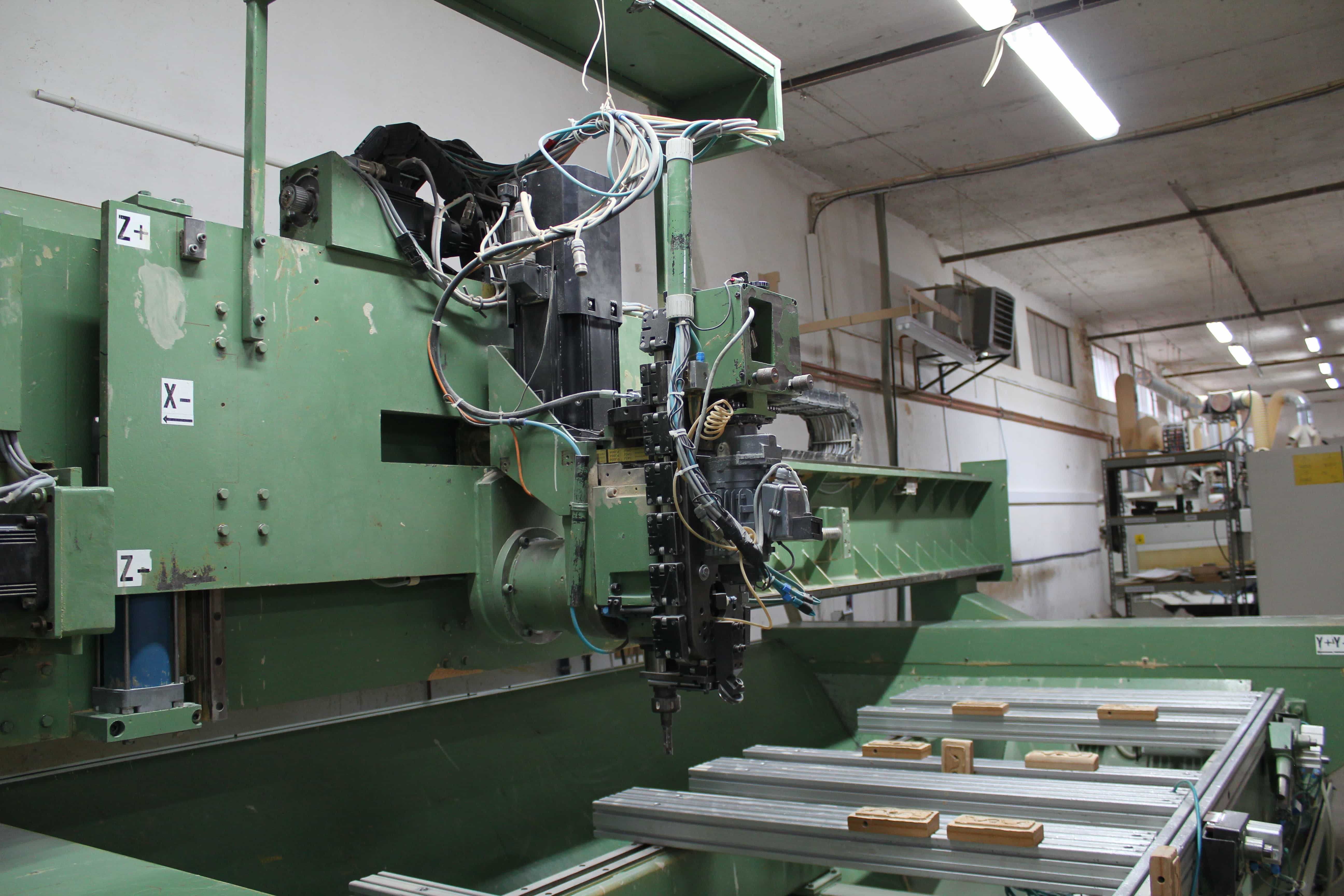 Hullhorst Centrum obróbcze CNC