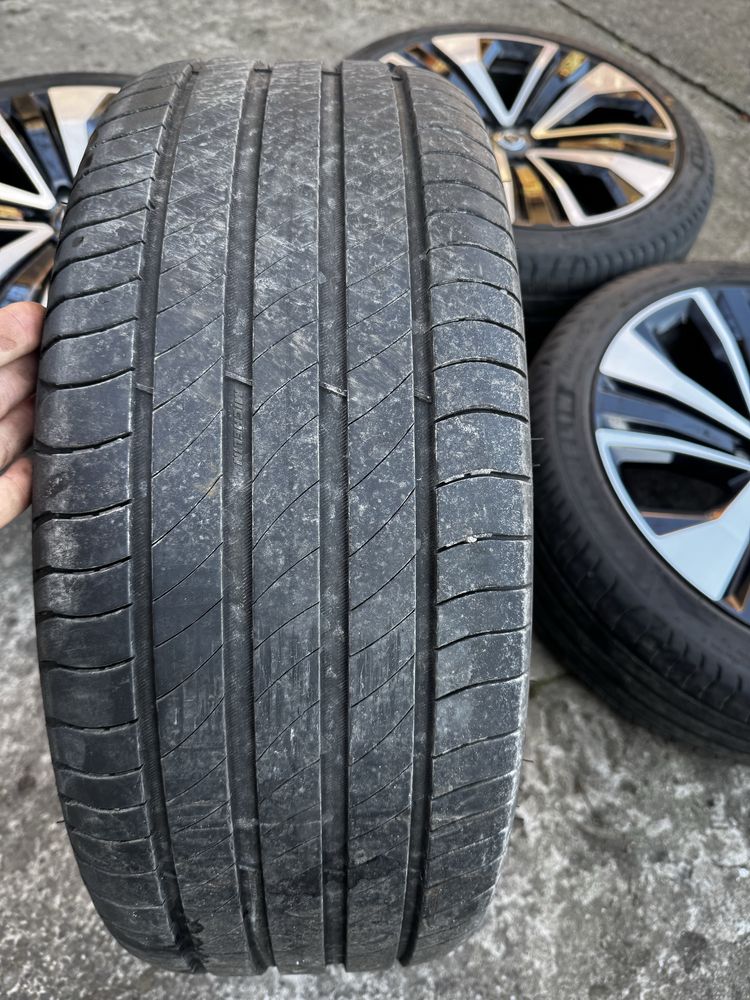 Koła felgi z oponami 235/40/19 volvo v60,s60