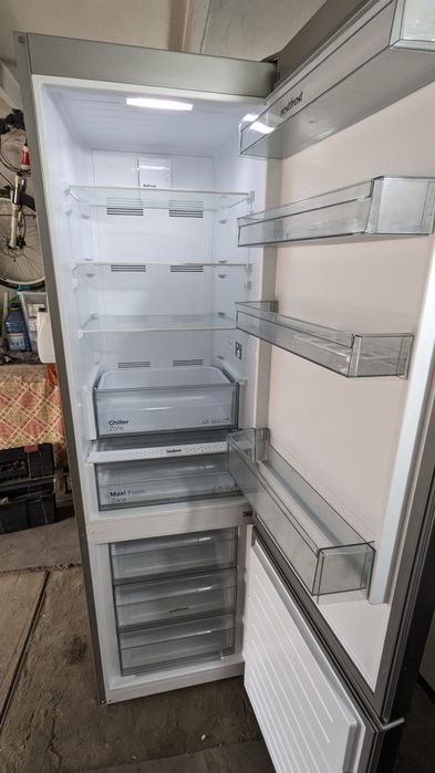 Холодильник Vestfrost no frost 2019 года. Гарантия!