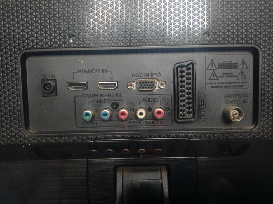 LG M2252D - PZ MonitorHybrydowy
