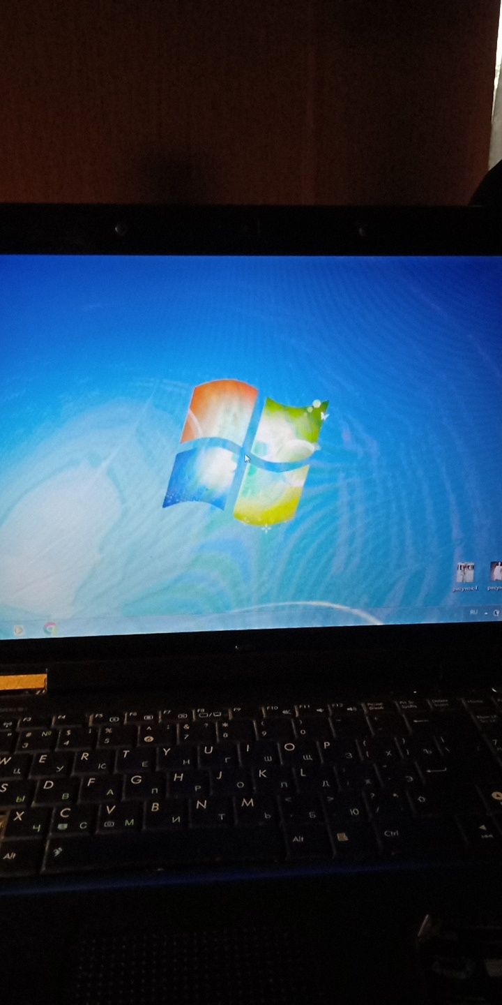 Продам ноутбук ASUS Windows 7професиональная