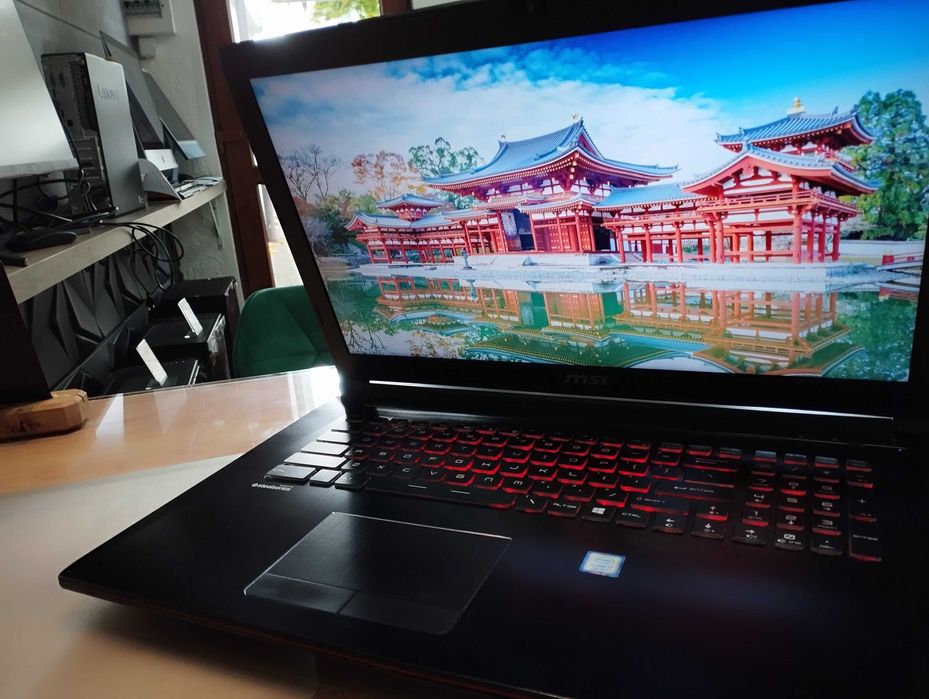 Gamingowy Mocarz MSI GE71VR 7RF Intel i7 / 32 GB RAM  #ELEMENTO