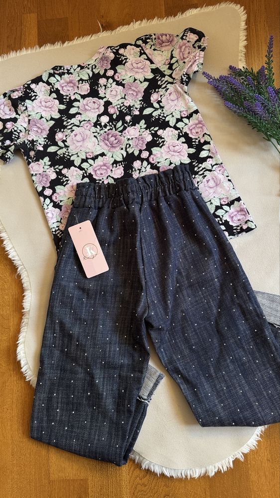 Komplet handmade. 122/128