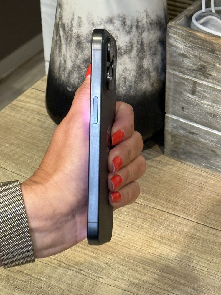 Iphone 15 pro 128gb Black