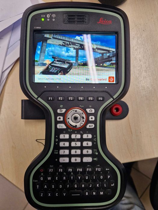 GPS firmy Leica GS07, Kontrolerem CS20