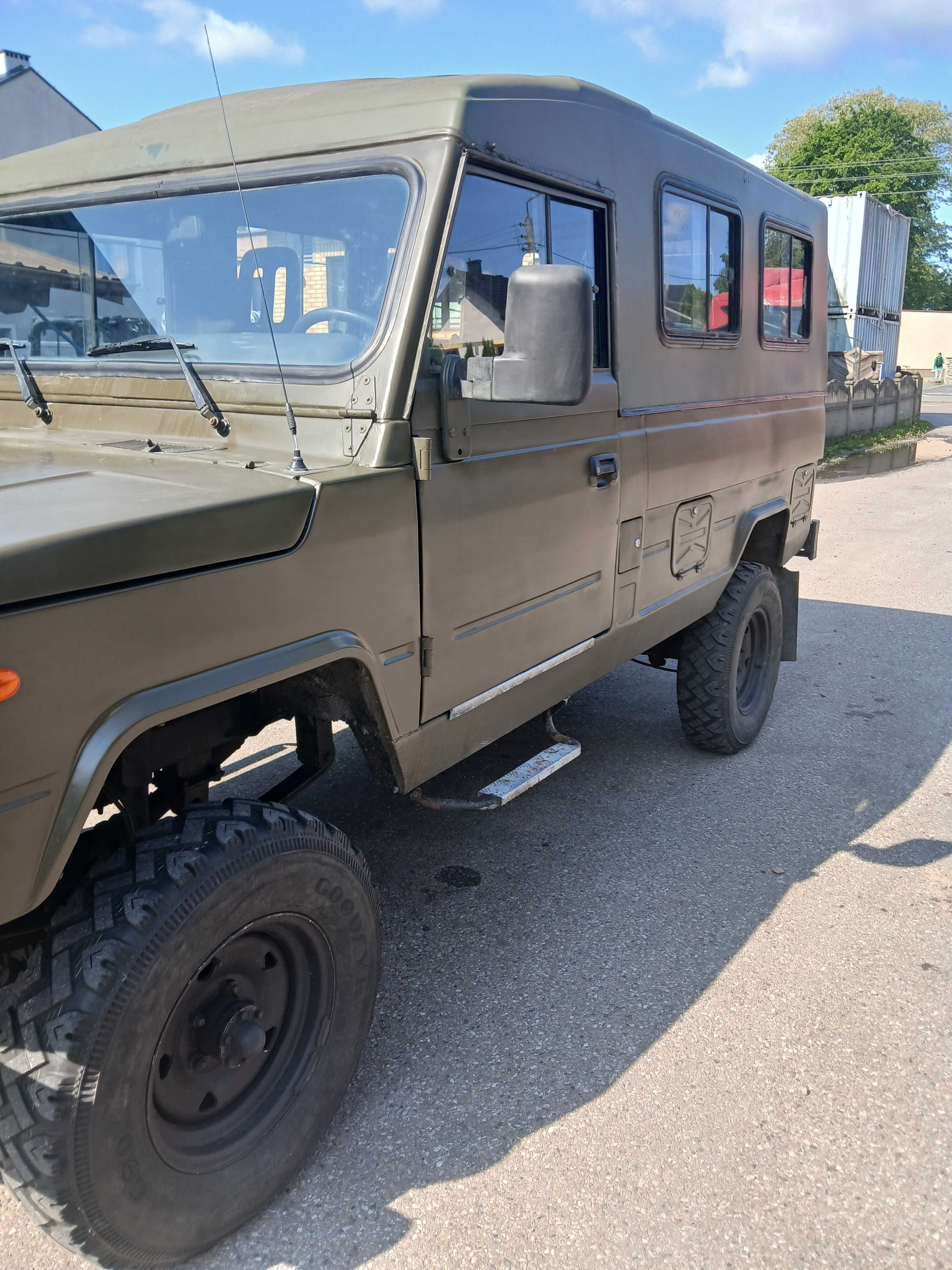 Honker 2000 2.4 z wojska