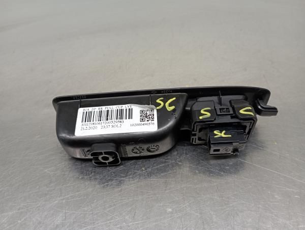 Comando / botão / interruptor vidros trás esquerdo RENAULT Captur II