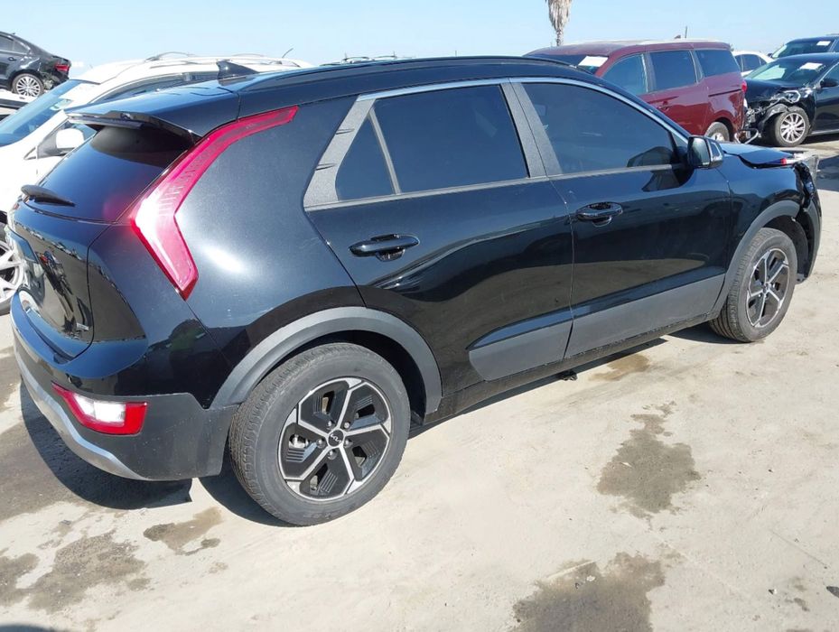 2023 KIA NIRO EX гібрид
