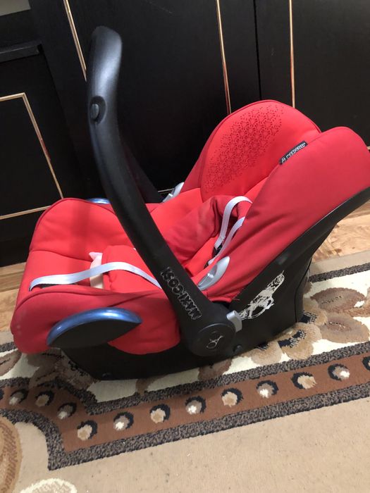 Автокрісло Maxi-Cosi CabrioFix