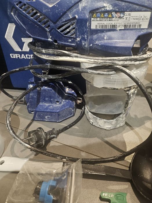 Pistolet elektryczny do malowania GRACO
