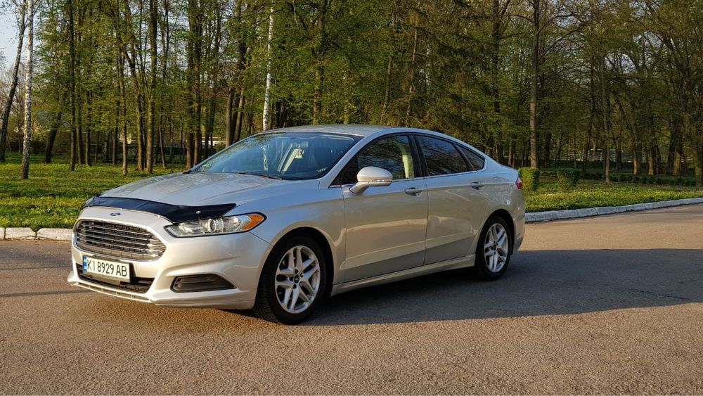 Ford Fusion 2.5 Газ 2015 рік в гарному стані