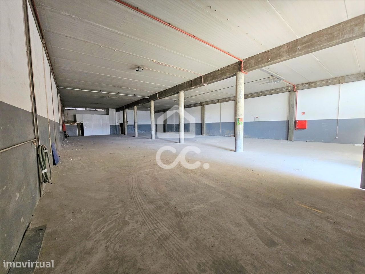 Pavilhão Industrial em Caldas de Vizela  (São Miguel)