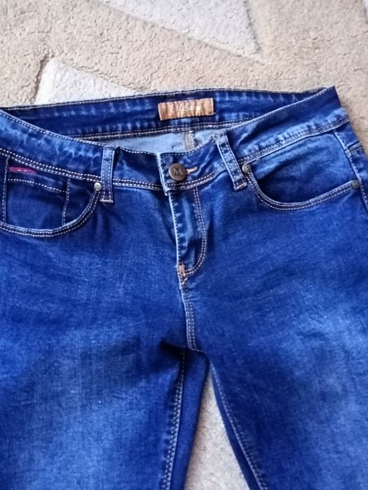 НОВЫЕ Джинсы женские разные