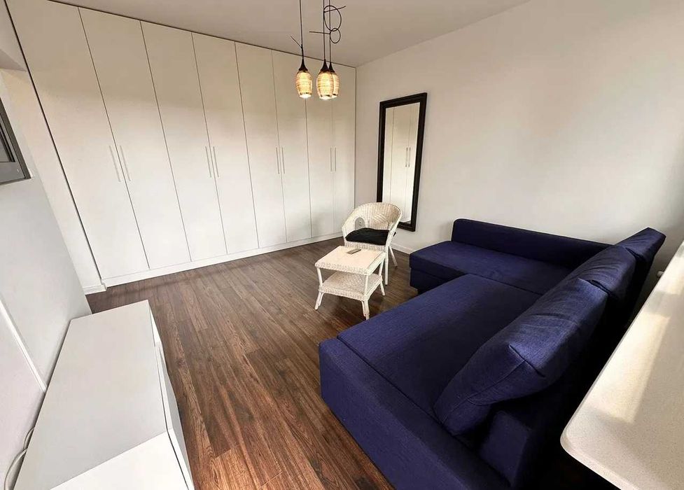 Przestronna kawalerka z balkonem